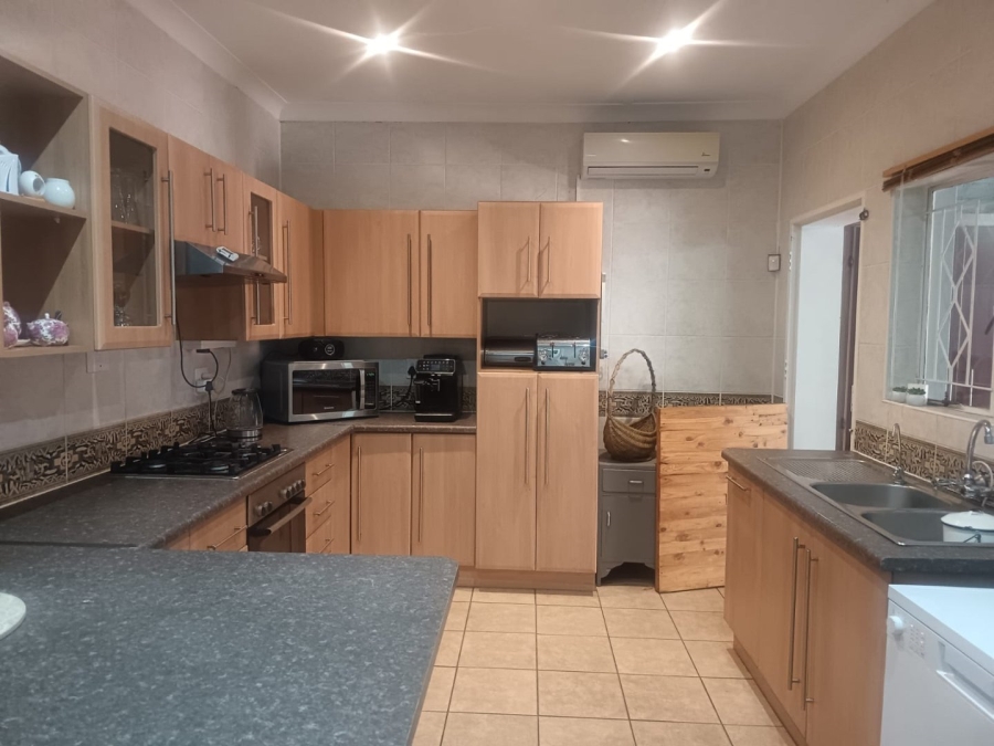 3 Bedroom Property for Sale in Verwoerdpark Northern Cape